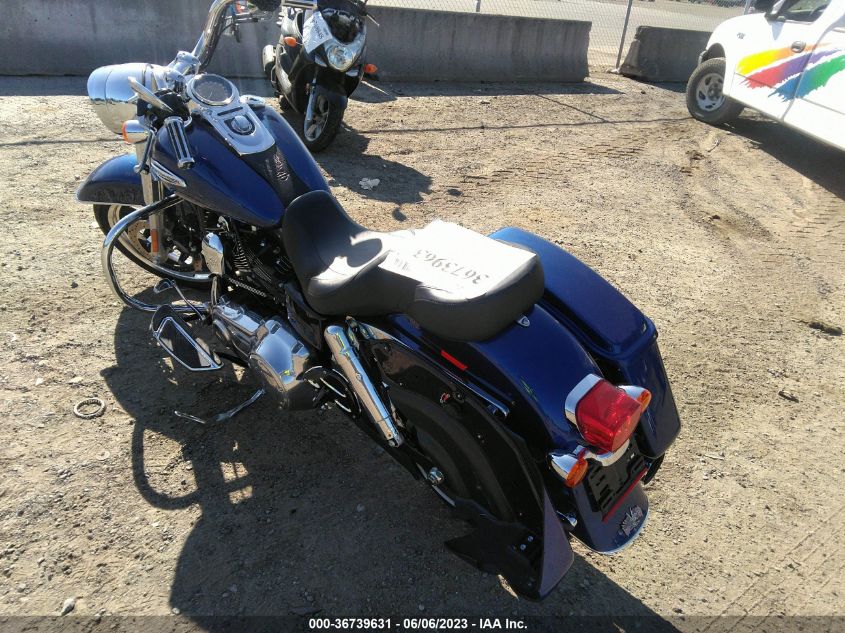 2015 HARLEY-DAVIDSON FLD SWITCHBACK 1HD1GZM1XFC317488