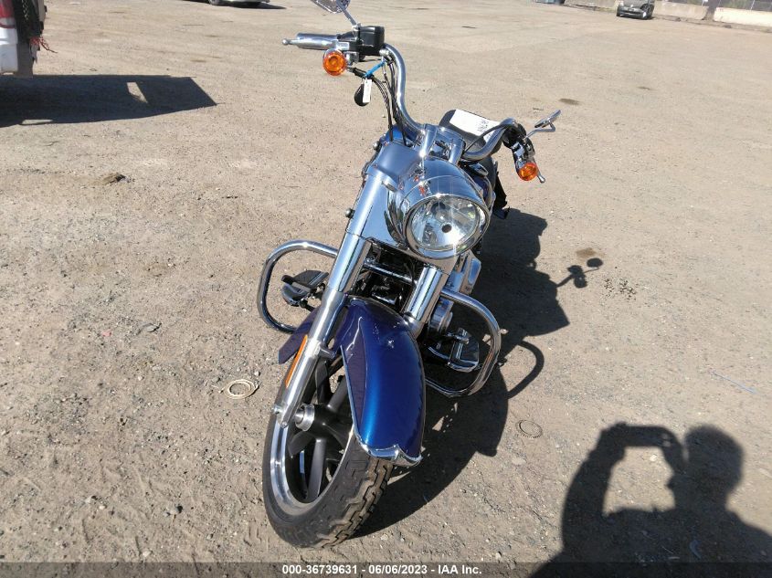 2015 HARLEY-DAVIDSON FLD SWITCHBACK 1HD1GZM1XFC317488