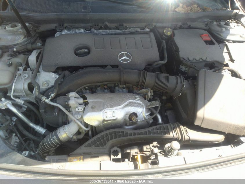 2019 MERCEDES-BENZ A 220 4MATIC WDD3G4FB9KW005633