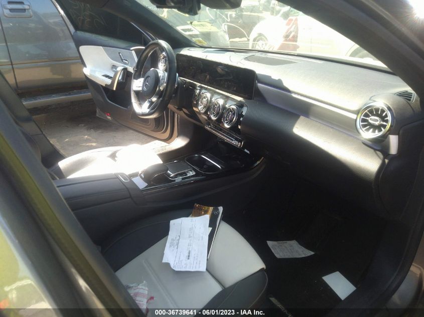 2019 MERCEDES-BENZ A 220 4MATIC WDD3G4FB9KW005633