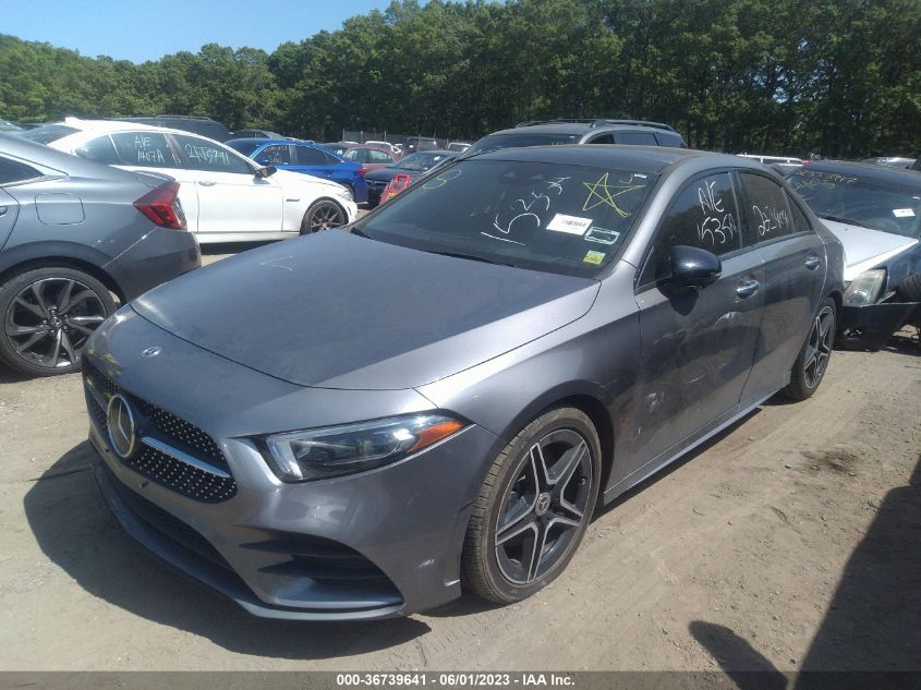 2019 MERCEDES-BENZ A 220 4MATIC WDD3G4FB9KW005633