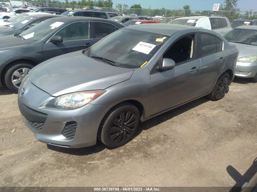 2013 MAZDA MAZDA3 I SPORT - JM1BL1U76D1706404