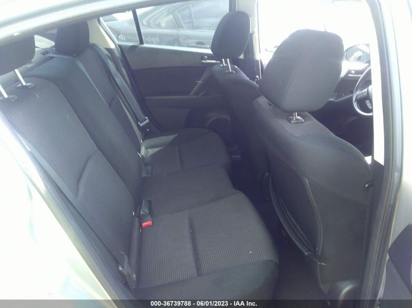 2013 MAZDA MAZDA3 I SPORT - JM1BL1U76D1706404