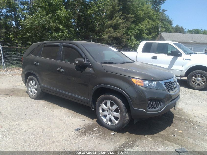 2013 KIA SORENTO LX - 5XYKT3A1XDG330303