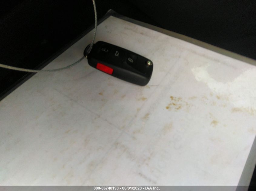 2016 VOLKSWAGEN BEETLE COUPE 1.8T CLASSIC - 3VWF17AT1GM638822