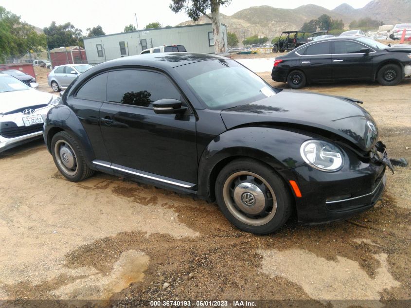 2016 VOLKSWAGEN BEETLE COUPE 1.8T CLASSIC - 3VWF17AT1GM638822
