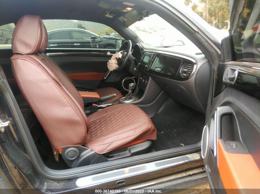 2016 VOLKSWAGEN BEETLE COUPE 1.8T CLASSIC - 3VWF17AT1GM638822