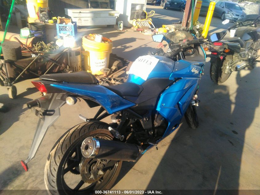2010 KAWASAKI EX250 J JKAEXMJ14ADA64419