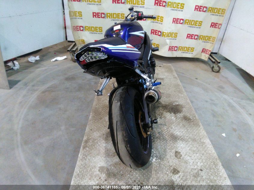 2004 SUZUKI GSX-R750 K - JS1GR7JA242100917
