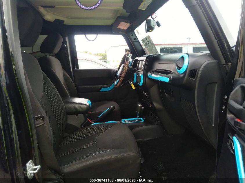 2016 JEEP WRANGLER UNLIMITED BLACK BEAR - 1C4BJWDG2GL135053