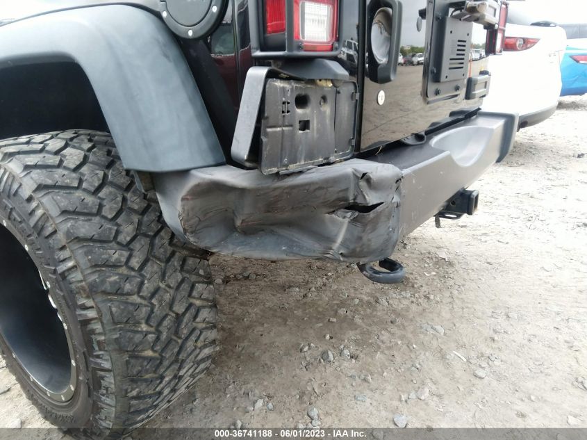 2016 JEEP WRANGLER UNLIMITED BLACK BEAR - 1C4BJWDG2GL135053