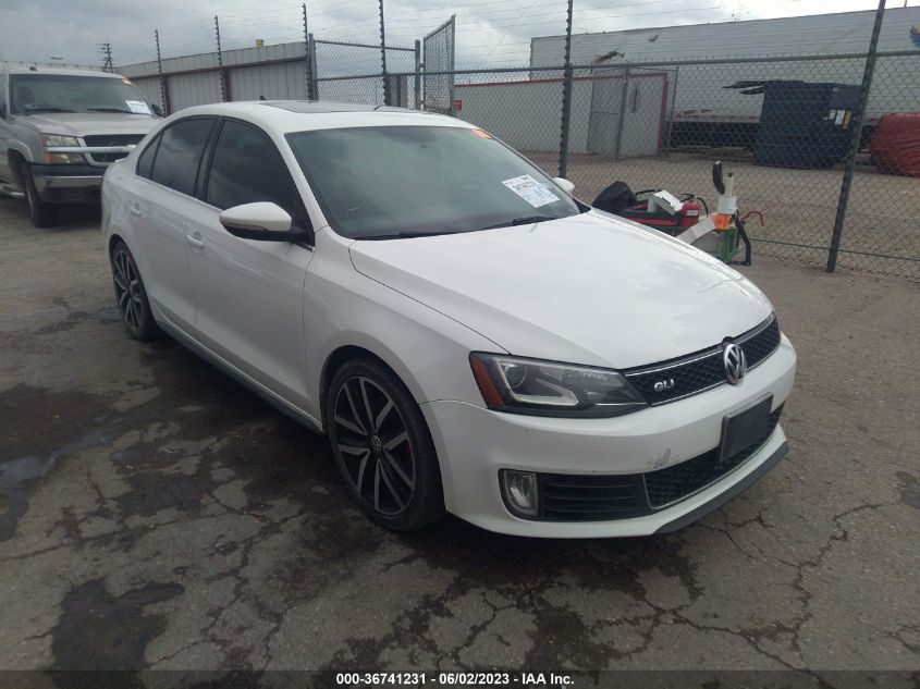 2014 VOLKSWAGEN JETTA SEDAN GLI AUTOBAHN W/NAV - 3VW4T7AJ9EM381227