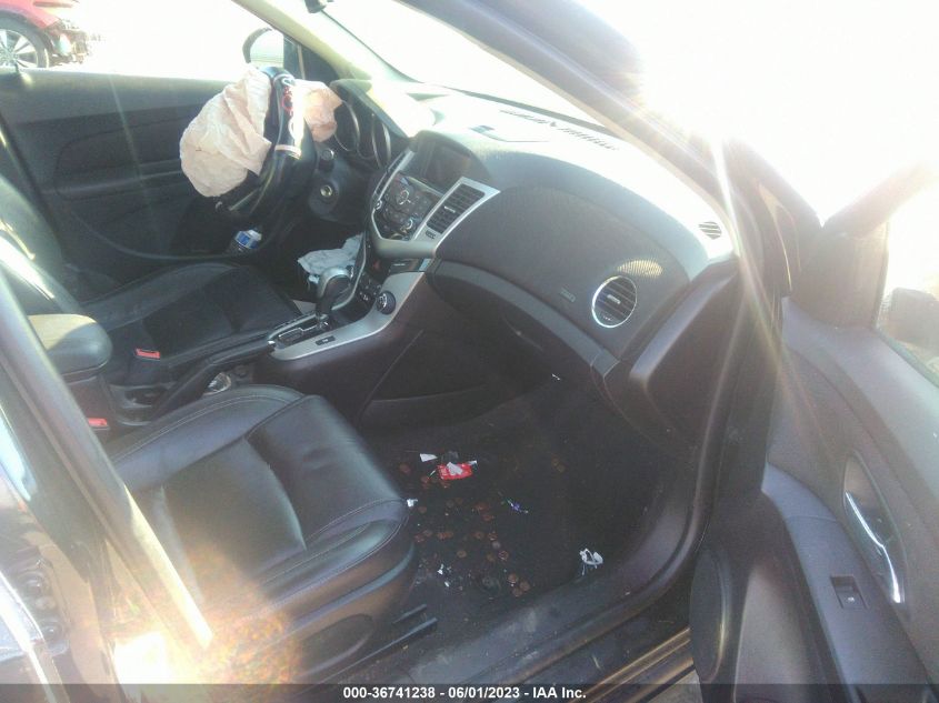 2014 CHEVROLET CRUZE 2LT - 1G1PE5SB2E7115492
