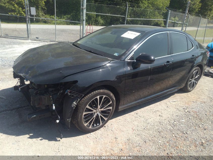 2018 TOYOTA CAMRY SE - JTNB11HK4J3006817