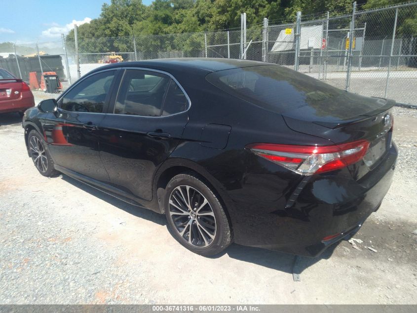 2018 TOYOTA CAMRY SE - JTNB11HK4J3006817