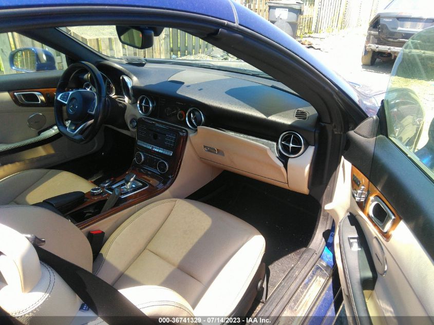 2018 MERCEDES-BENZ SLC SLC 300 - WDDPK3JAXJF150817