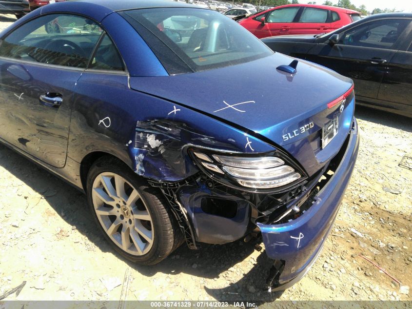 2018 MERCEDES-BENZ SLC SLC 300 - WDDPK3JAXJF150817