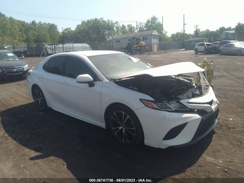 2019 TOYOTA CAMRY SE - 4T1B11HK9KU742034
