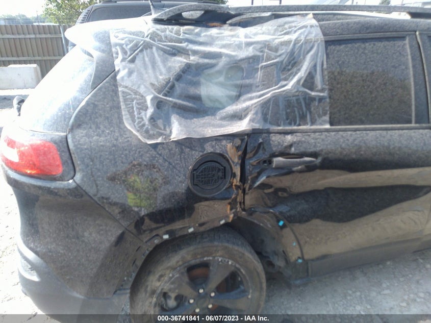 VIN 1C4PJLABXHW640223 2017 JEEP CHEROKEE SPORT
