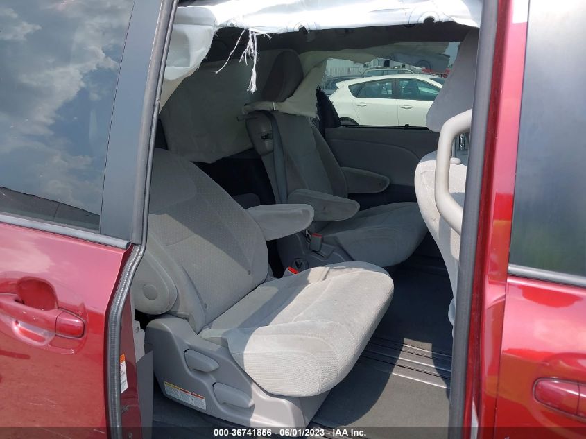 2015 TOYOTA SIENNA LE - 5TDKK3DC4FS558769