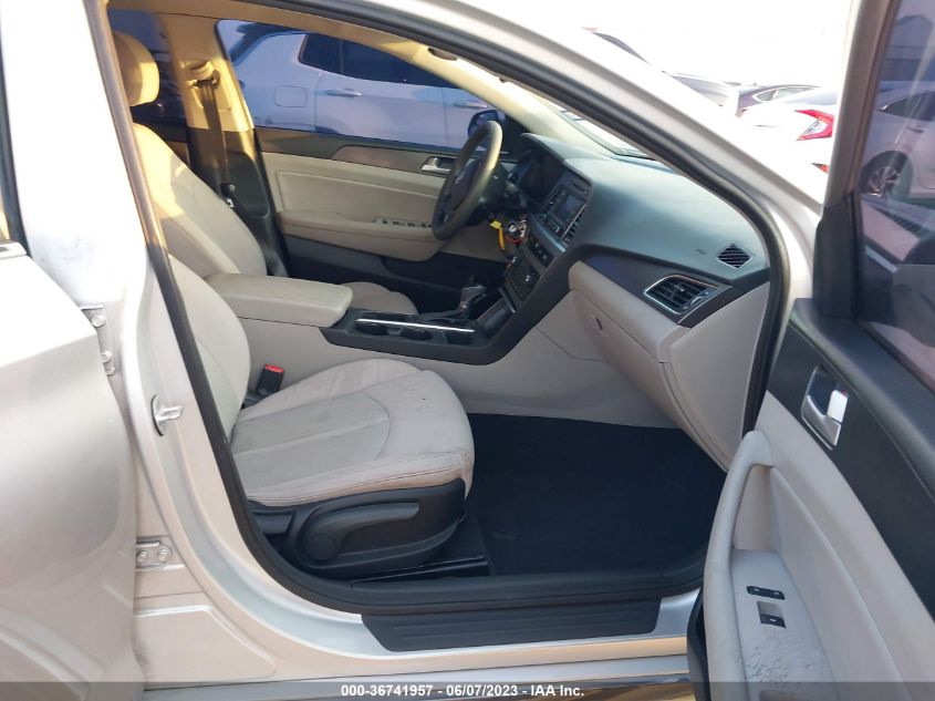 2015 HYUNDAI SONATA 2.4L SPORT - 5NPE34AF2FH047095