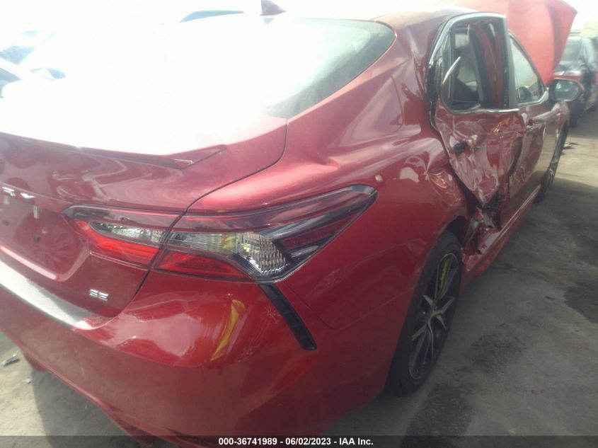 2022 TOYOTA CAMRY SE - 4T1T11AK0NU054202