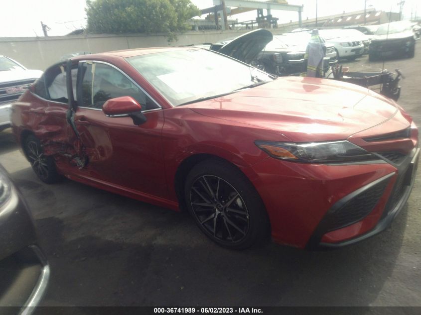 2022 TOYOTA CAMRY SE - 4T1T11AK0NU054202