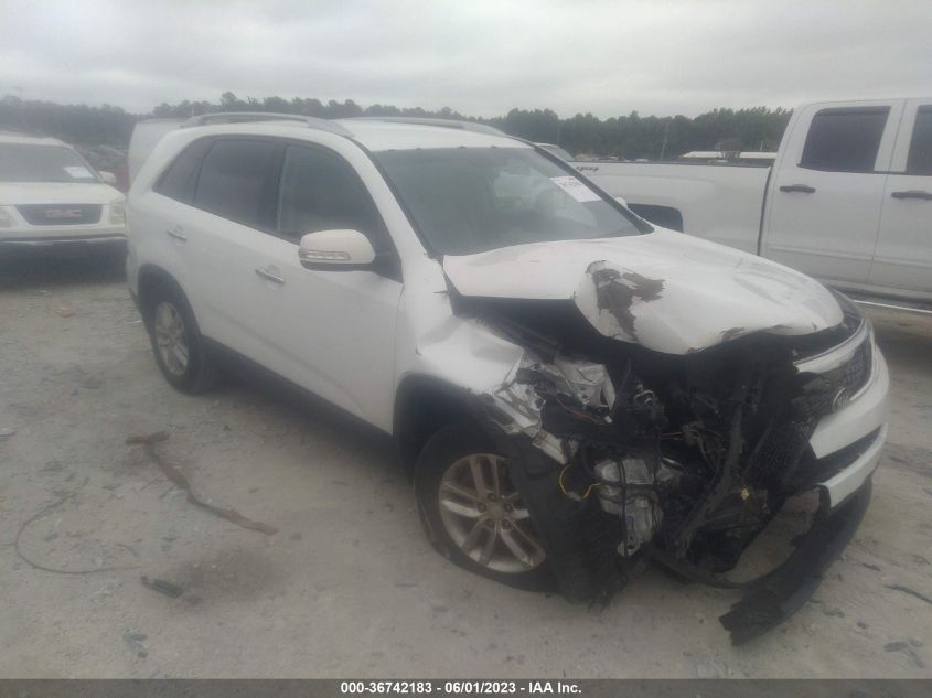 2015 KIA SORENTO LX - 5XYKT3A65FG660395