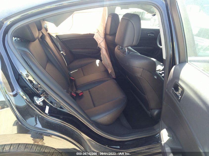 2017 ACURA ILX - 19UDE2F33HA016216