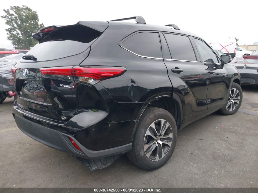 2021 TOYOTA HIGHLANDER HYBRID XLE - 5TDGARAH0MS012382