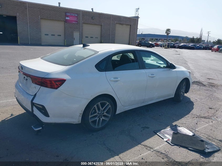 VIN 3KPF34AD4KE071903 2019 KIA FORTE S