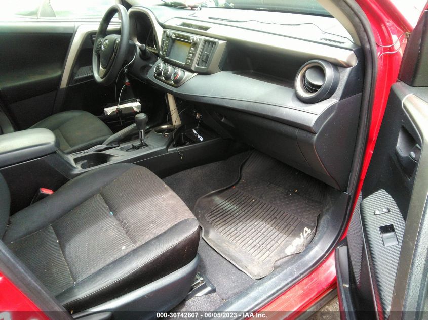 2015 TOYOTA RAV4 LE - JTMBFREV7FD122582
