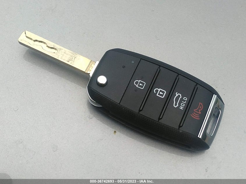 VIN 3KPA24AD3PE561611 2023 KIA RIO S