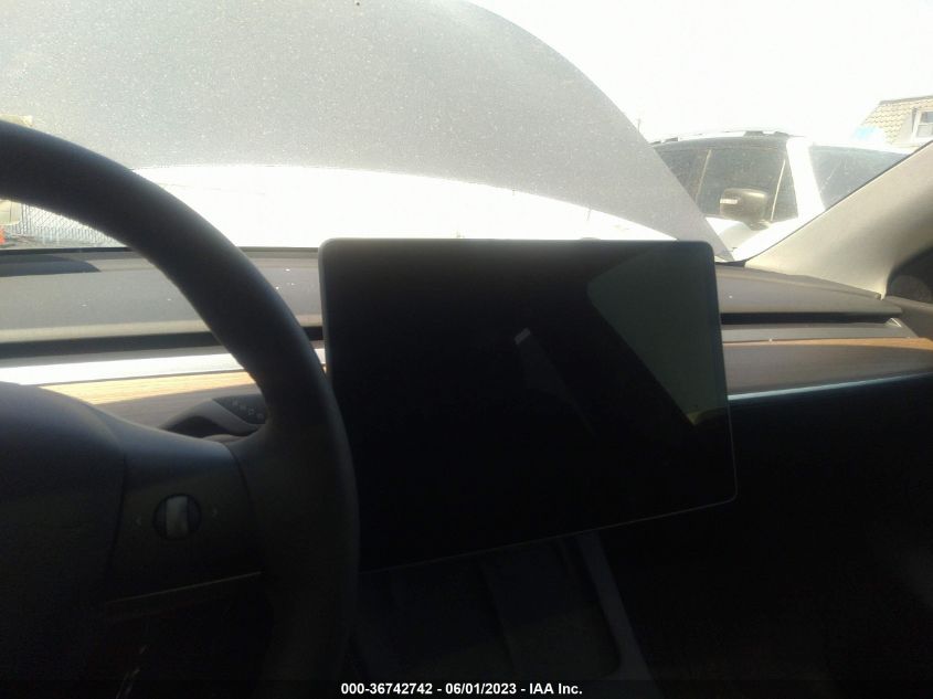2022 TESLA MODEL Y LONG RANGE - 7SAYGDEE8NF437864