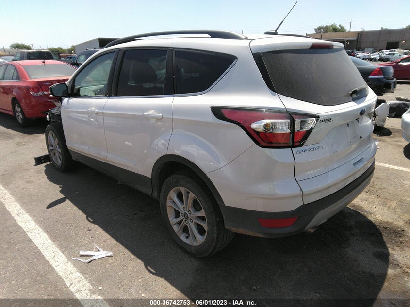 VIN 1FMCU0GD2HUB30002 2017 FORD ESCAPE SE