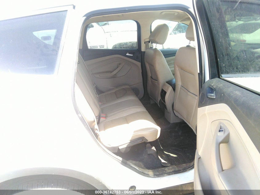 VIN 1FMCU0GD2HUB30002 2017 FORD ESCAPE SE