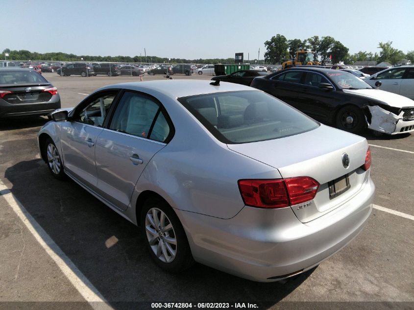 2014 VOLKSWAGEN JETTA SEDAN SE - 3VWD17AJ8EM377451