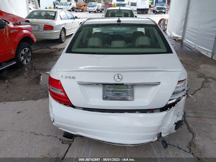 2014 MERCEDES-BENZ C-CLASS C 250 - WDDGF4HB3EG255904