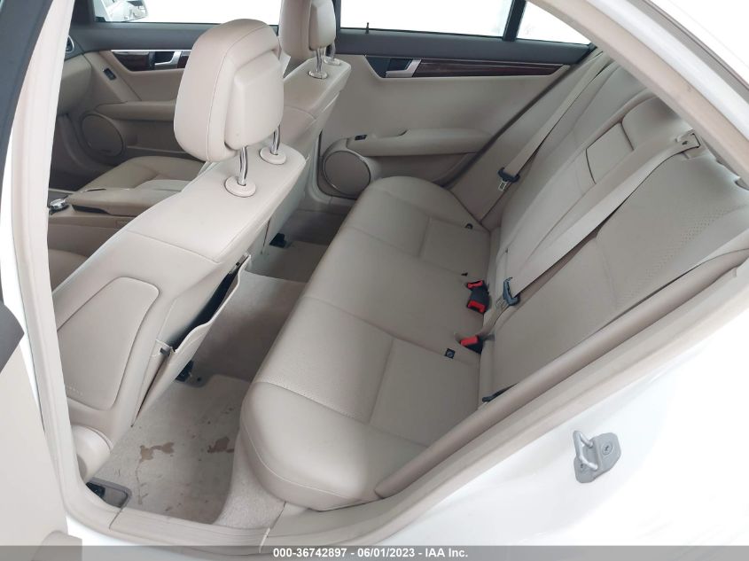 2014 MERCEDES-BENZ C-CLASS C 250 - WDDGF4HB3EG255904
