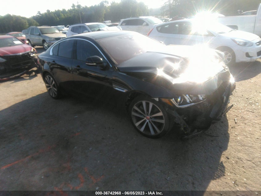 VIN SAJAJ4BV9HA956389 2017 JAGUAR XE 35T PREMIUM
