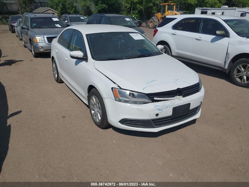 2013 VOLKSWAGEN JETTA SEDAN SE - 3VWDP7AJ2DM408643