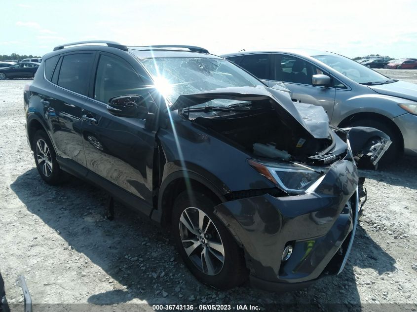 2017 TOYOTA RAV4 XLE - JTMRFREV8HJ135053