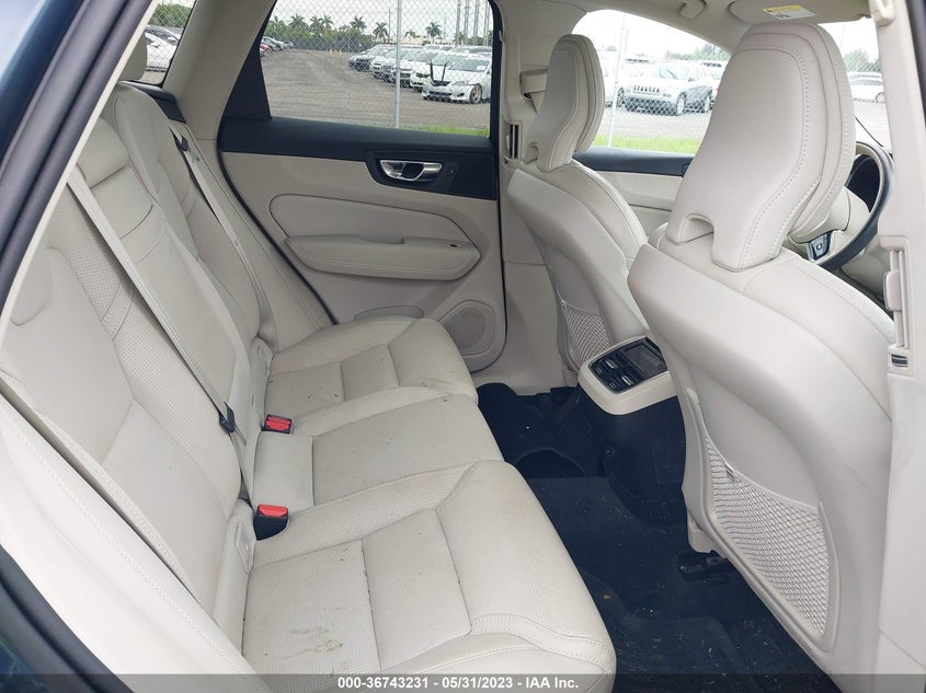 VIN YV4102DL9M1740874 2021 VOLVO XC60 INSCRIPTION