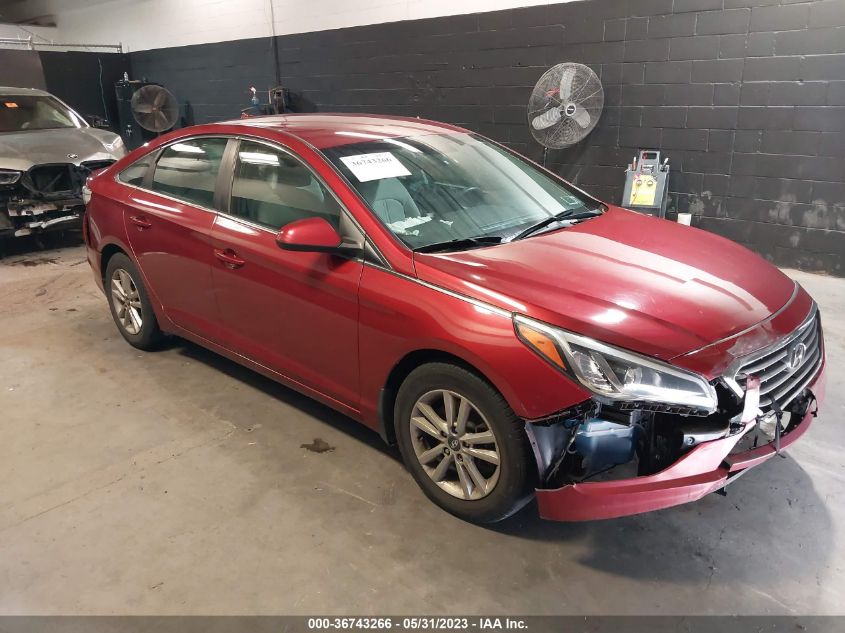 2015 HYUNDAI SONATA 2.4L SE - 5NPE24AF2FH225106