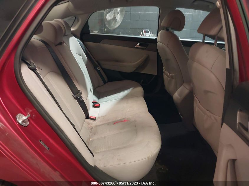 2015 HYUNDAI SONATA 2.4L SE - 5NPE24AF2FH225106