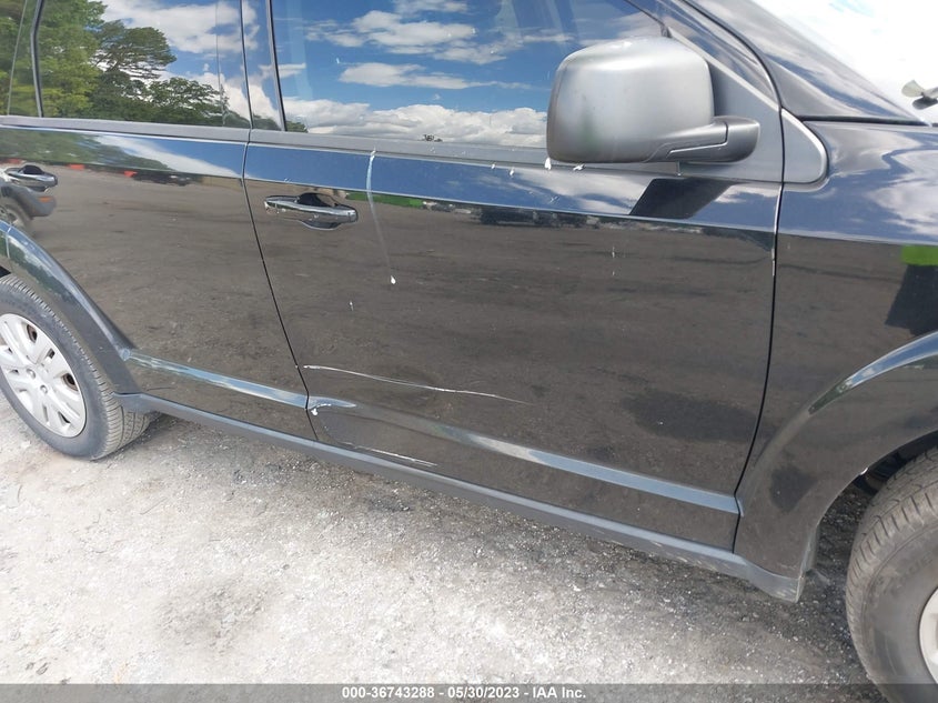 VIN 3C4PDCAB4JT276934 2018 DODGE JOURNEY SE