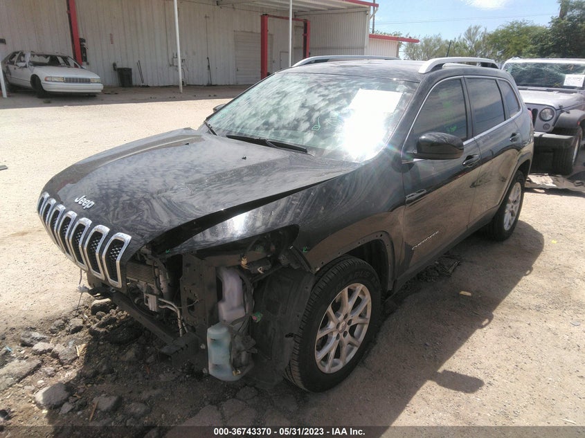 VIN 1C4PJLLB5JD590068 2018 JEEP CHEROKEE LATITUDE PLUS