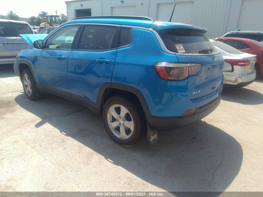 VIN 3C4NJDBB5JT467458 2018 JEEP COMPASS LATITUDE
