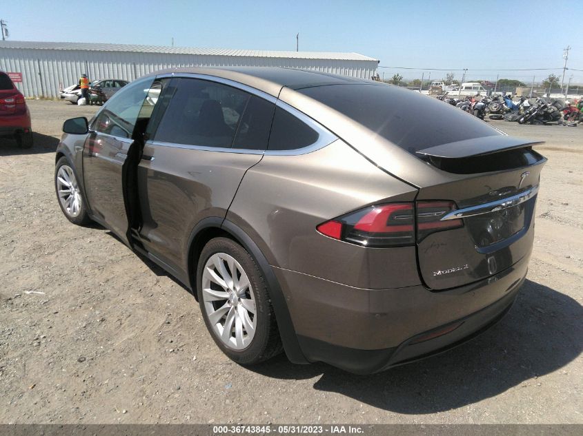 2016 TESLA MODEL X 70D/90D/75D/60D - 5YJXCAE27GF008596