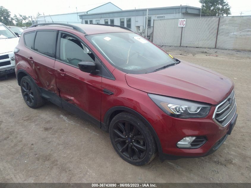 2018 FORD ESCAPE SE - 1FMCU0GD6JUD27566